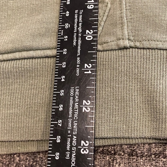 Time and Tru Sage/Olive Green V-Neck Hoodie. Size XL. (16/18). Front Pocket. - Picture 9 of 12